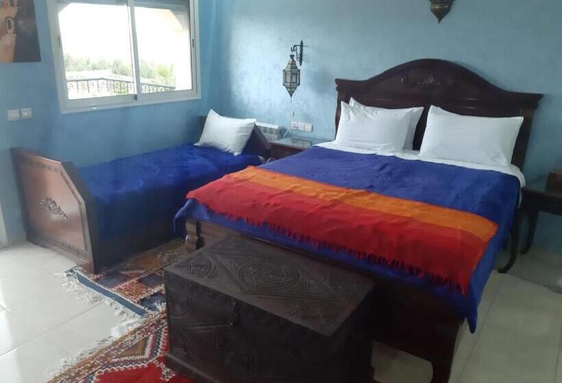 اتاق استاندارد با تخت بزرگ, Riad Tanjil