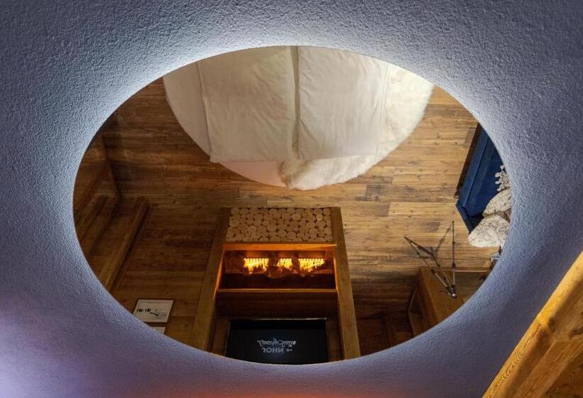 Полулюкс, John Luxury Suites
