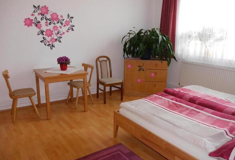 Апартаменты 1 Спальня, Gertis Blumenhof Privatzimmer, Ferienwohnung