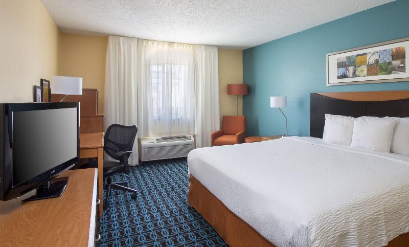 带大床的标准间, Fairfield Inn & Suites Temple Belton