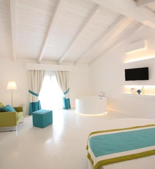 Люкс Deluxe Вид на Море, Il Borghetto Creative Resort