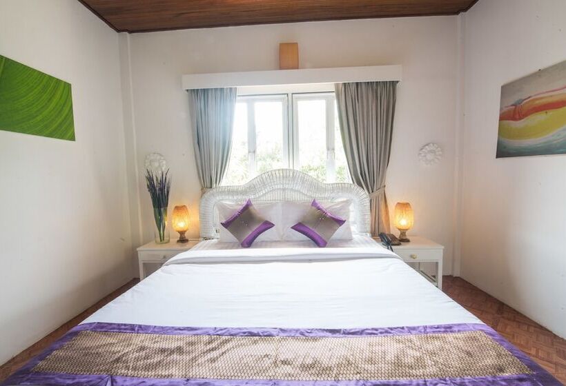 اتاق سوپریور با چشم‌انداز شهر, Lavender Angkor Boutique