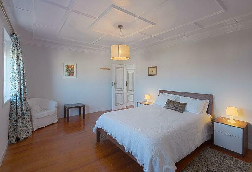 Номер Стандарт Вид на Сад, Casa Da Real Companhia
