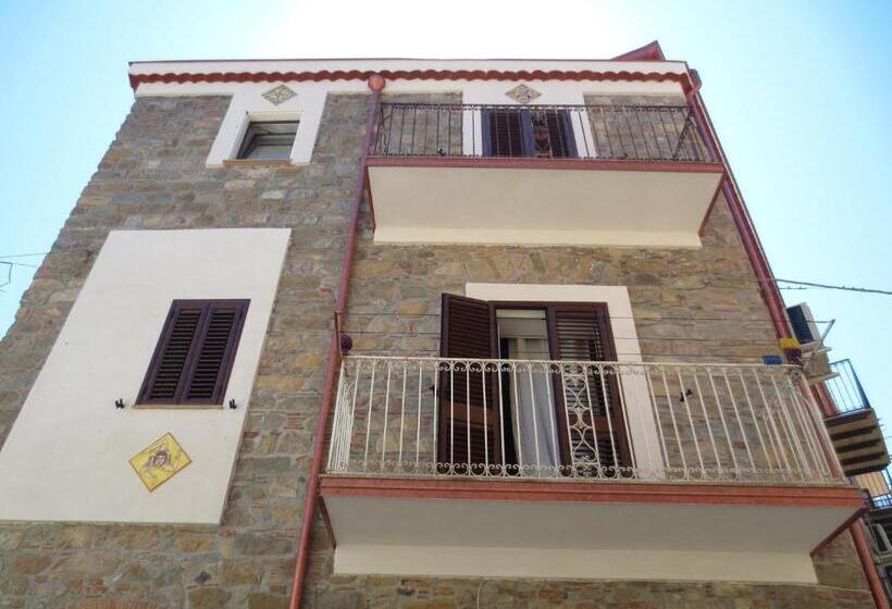 اتاق استاندارد با بالکن, Aurora Bed And Breakfast