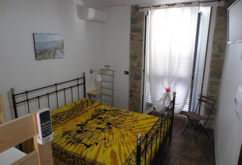 اتاق استاندارد با بالکن, Aurora Bed And Breakfast