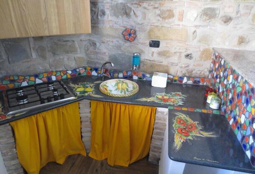 اتاق استاندارد با بالکن, Aurora Bed And Breakfast