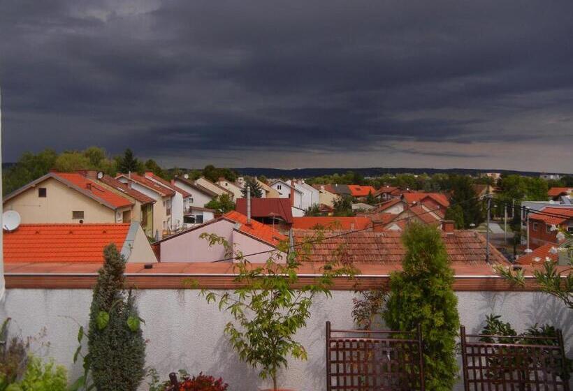 Апартаменты 1 Спальня, Villa Lucia   Apartments&rooms