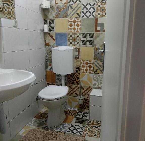 Апартаменты 1 Спальня Нижний Этаж, Villa Lucia   Apartments&rooms