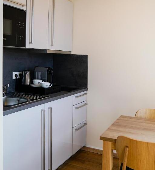 Студия Стандарт, Boardinghouse City Home