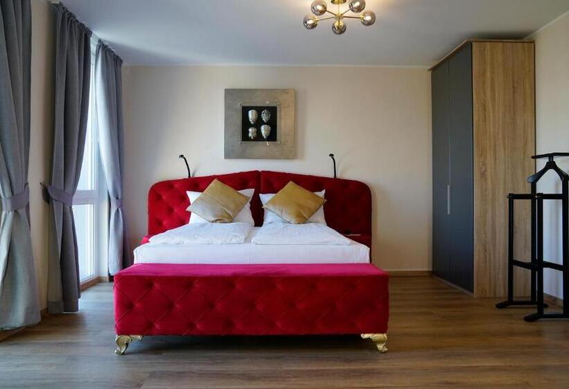 Люкс Повышенной Комфортности, Boardinghouse City Home