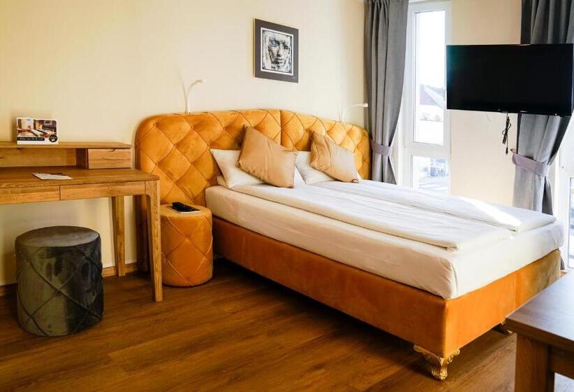 Студия Стандарт, Boardinghouse City Home
