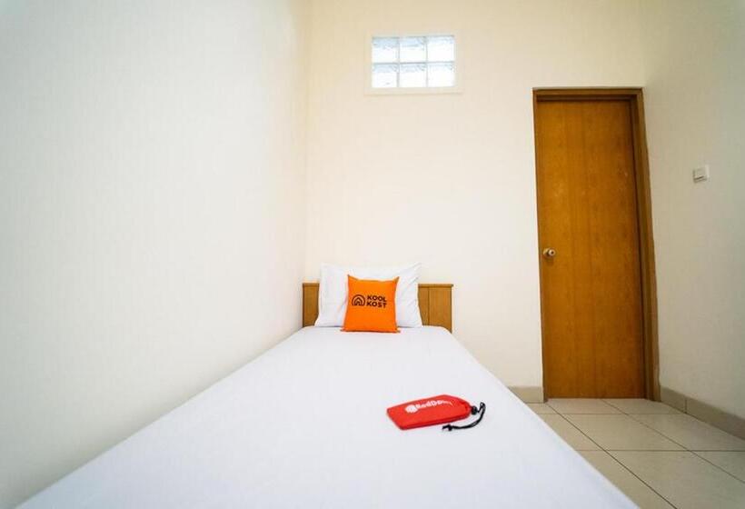 Номер Economy Индивидуальный, Koolkost Near Padjadjaran University   Minimum Stay 6 Nights