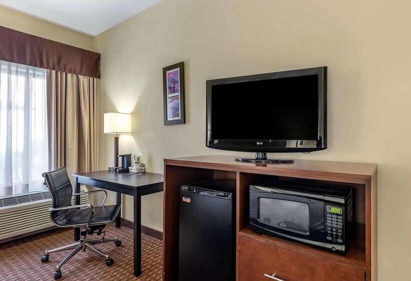 스탠다드 룸 더블 침대 2개, Comfort Inn & Suites Warsaw Near Us30