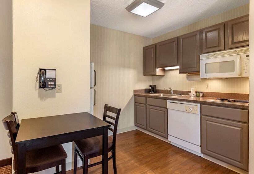 스위트, Comfort Inn & Suites Warsaw Near Us30