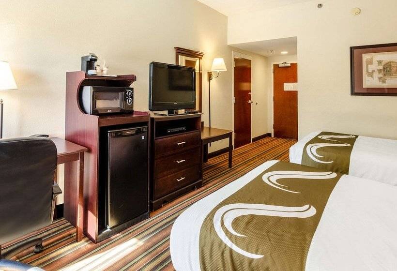 Номер Стандарт 2 Двуспальные Кровати, Quality Inn Danville   University Area