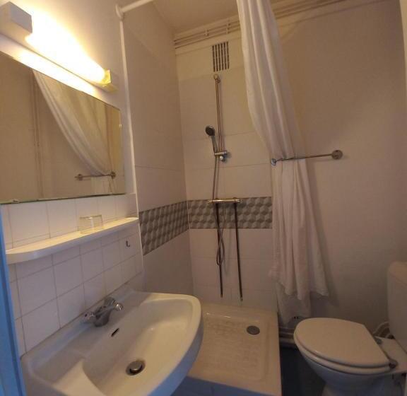 Номер Стандарт, Hôtel Labat