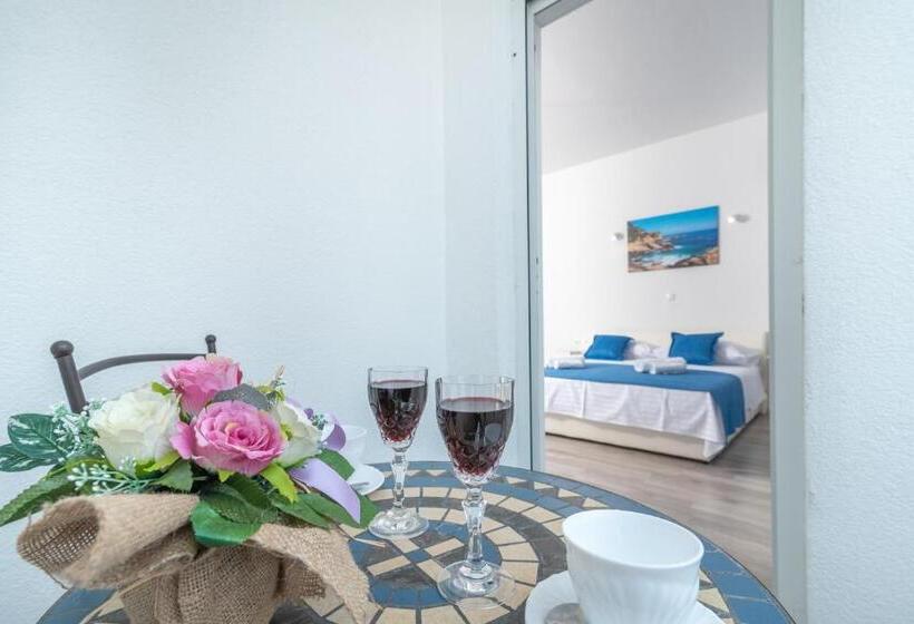 חדר סטנדרט עם מרפסת, Villa Lux