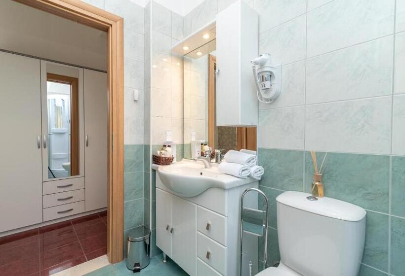 חדר דלוקס עם מרפסת, Villa Lux