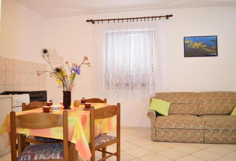 Апартаменты 1 Спальня, Apartments Ivica Pakostane