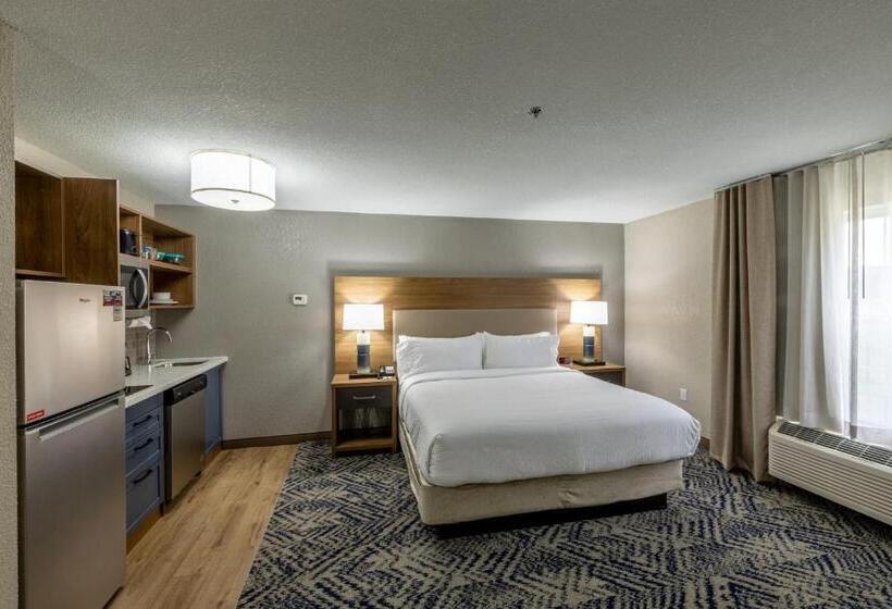 Студио Стандарт Кровать Кинг, Candlewood Suites Wichita Northwest, An Ihg