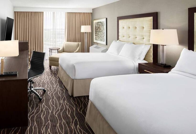 Номер Стандарт 2 Двуспальные Кровати, Hilton Kansas City Airport
