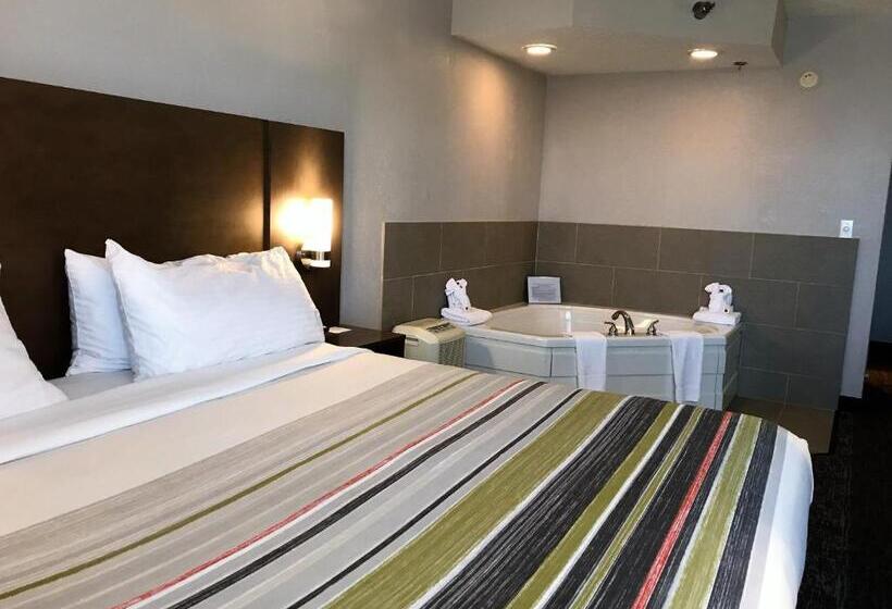 Люкс с гидромассажем, Country Inn & Suites By Radisson Mt. Pleasantracine West Wi