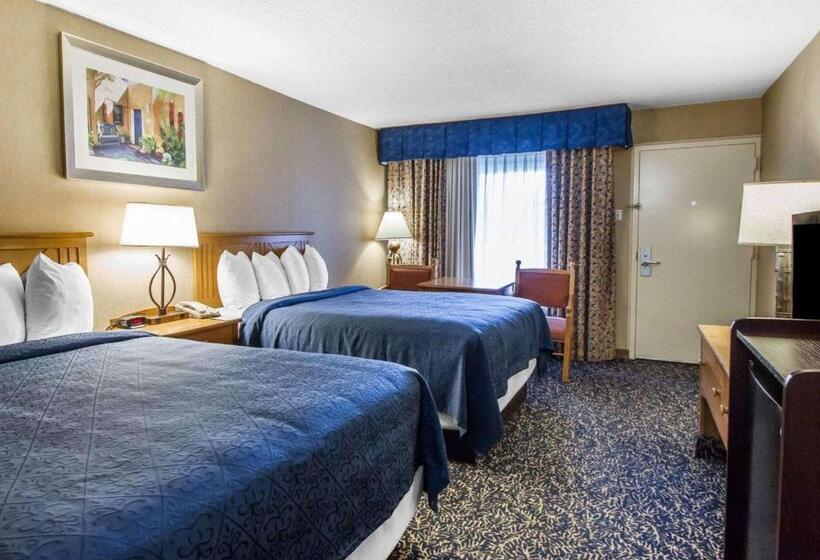 Номер Стандарт, Quality Inn Deming