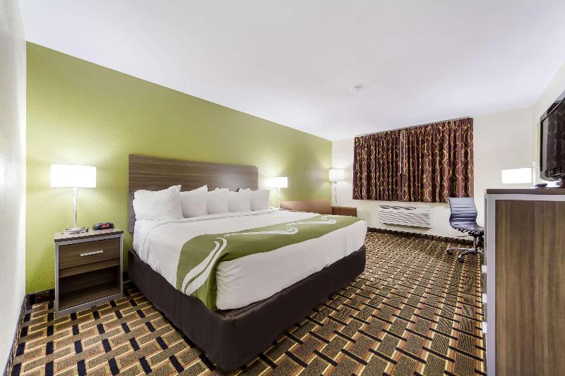 스탠다드 룸 킹사이즈 침대, Quality Inn Lincoln Cornhusker