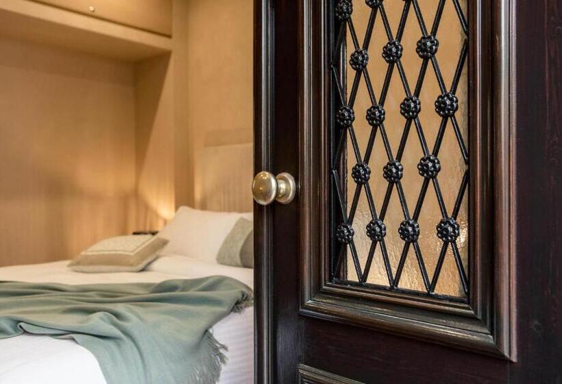 آپارتمان 1 خوابه همکف, J&g Suites