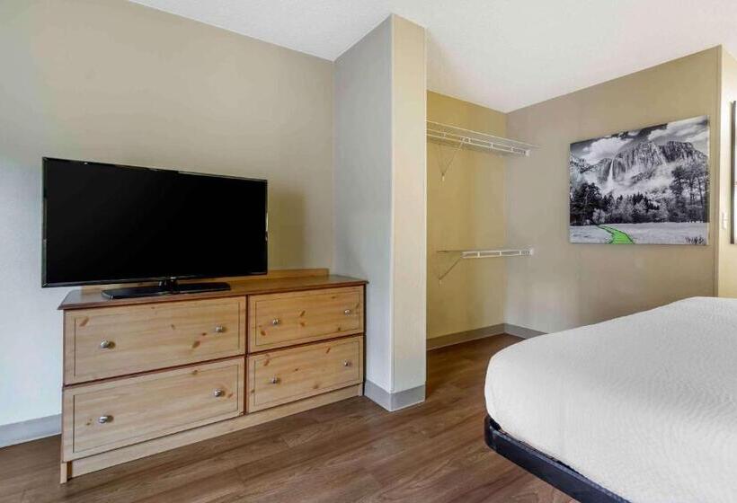 Студия Deluxe, Extended Stay America Suites  Seattle  Bellevue  Factoria