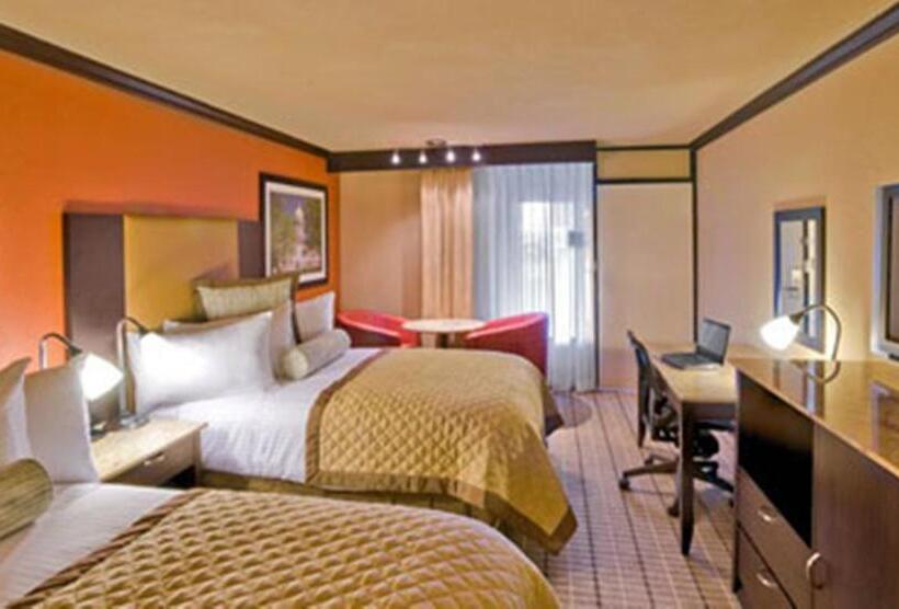Номер Стандарт 2 Двуспальные Кровати, Wyndham Garden Oklahoma City Hotel & Conference Ctr Near Airport, Fairgrounds Paycom & I40