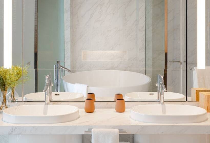 Suite Familiar 2 Quartos, Kimpton Maalai Bangkok  An Ihg