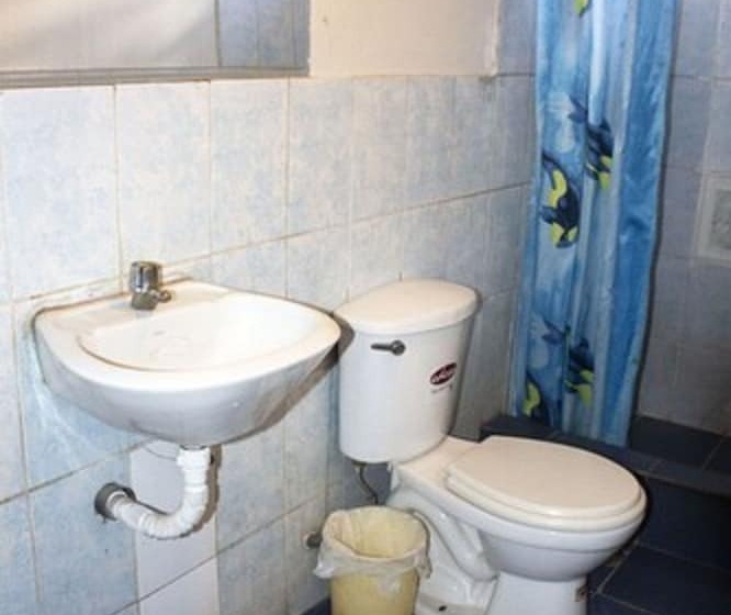 Номер Стандарт, Hospedaje Moncada
