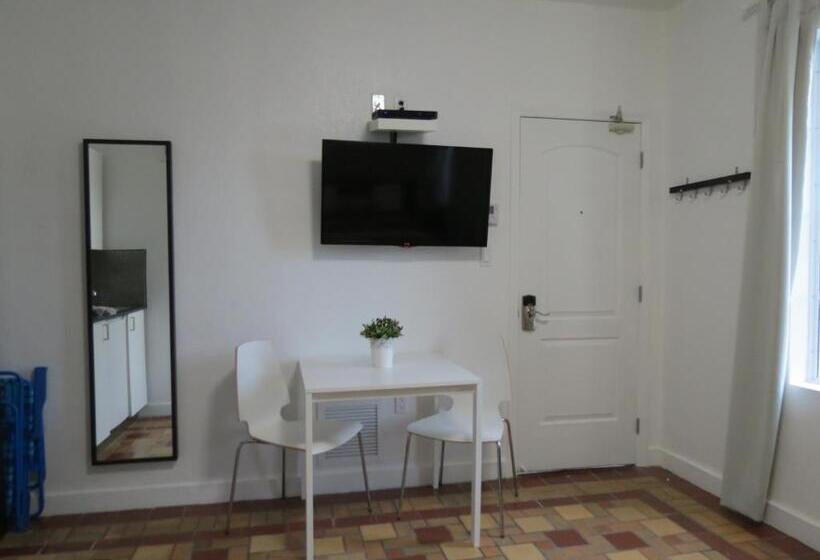 Escritório Estándar, Harding Boutique Apartments