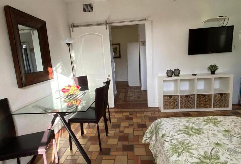 Quarto Triplo Clássico, Harding Boutique Apartments