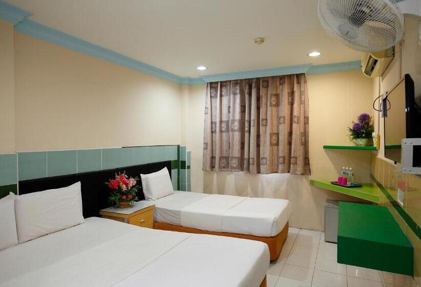 Номер Стандарт Трехместный, Cosy Inn