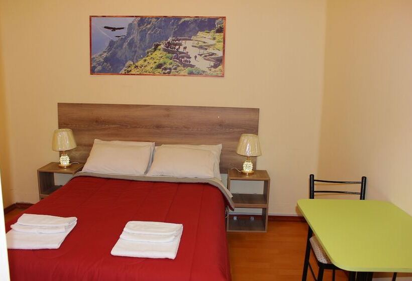 اتاق استاندارد چهار تخته, Holidays Hostel Arequipa