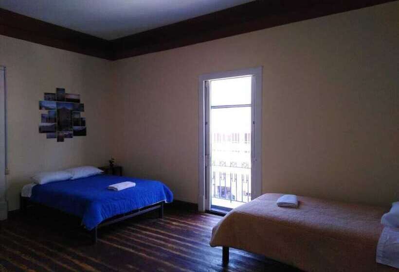 اتاق استاندارد سه نفره, Holidays Hostel Arequipa
