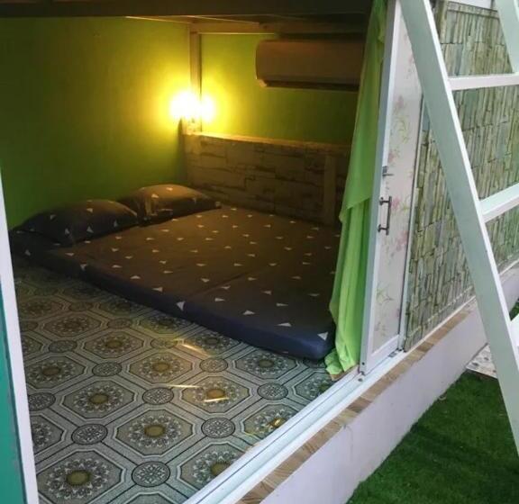 اتاق استاندارد با سرویس بهداشتی مشترک, Can Tho Riverside Hostel