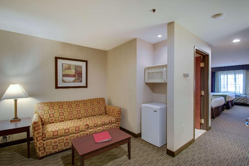 Люкс Кровать Кинг, Best Western Plus The Inn At Hampton