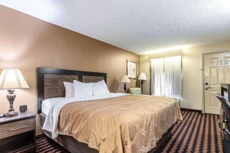 Стандартный Номер Кровать Кинг, Quality Inn Decatur River City