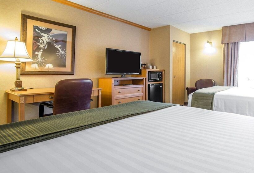Номер Стандарт 2 Двуспальные Кровати, Quality Inn & Suites Casper Near Event Center