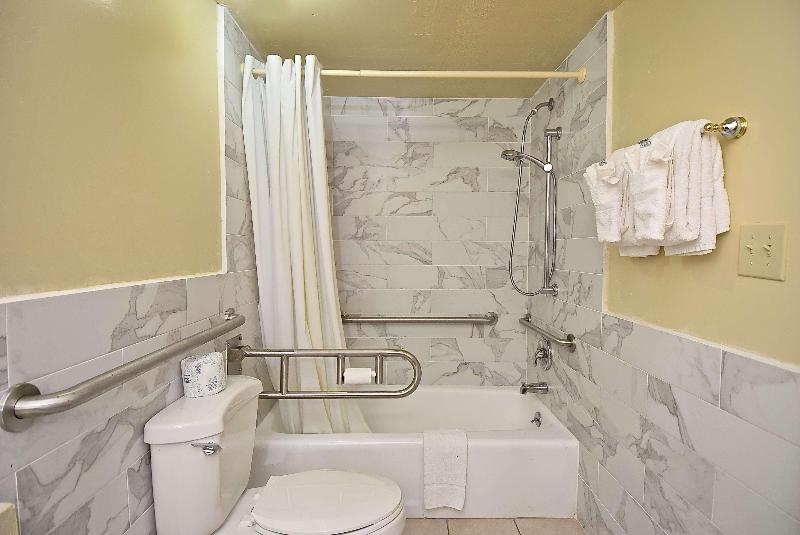 Номер Стандарт Адаптированный для Инвалидов, Surestay Hotel By Best Western Sarasota Lido Beach
