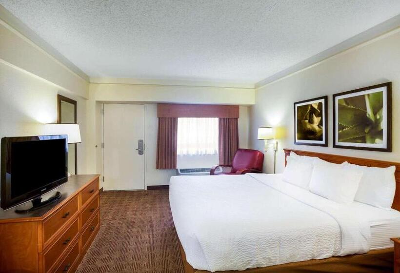 Стандартный Номер Кровать Кинг, La Quinta Inn By Wyndham Austin Capitol / Downtown