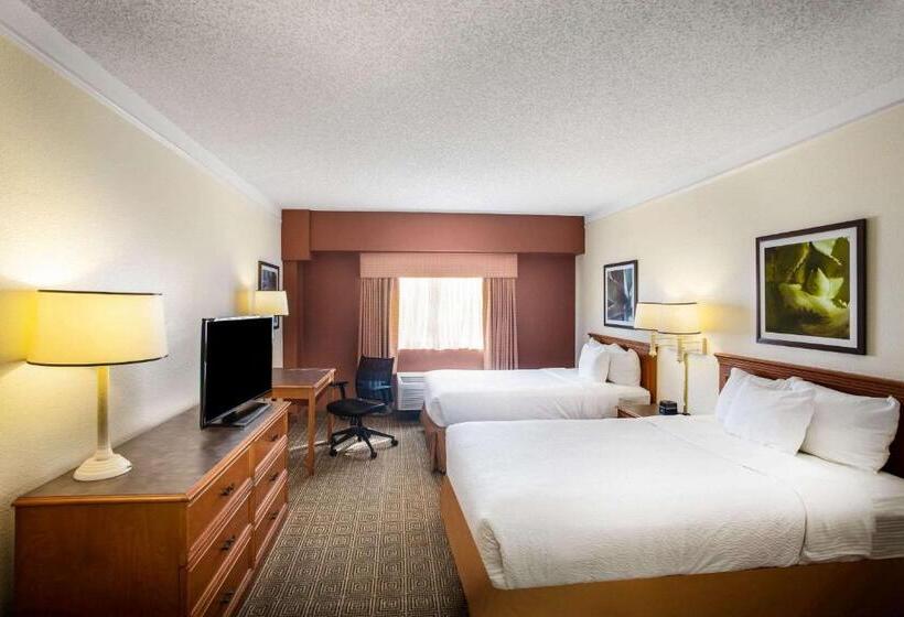 Номер Deluxe, La Quinta Inn By Wyndham Austin Capitol / Downtown