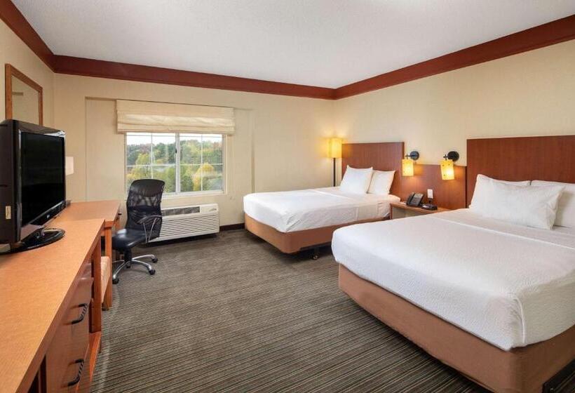 חדר סטנדרט שתי מיטות זוגיות, La Quinta By Wyndham Atlanta Ballpark/galleria