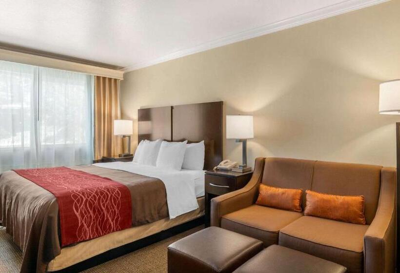Люкс Кровать Кинг, Comfort Inn Columbia Gorge