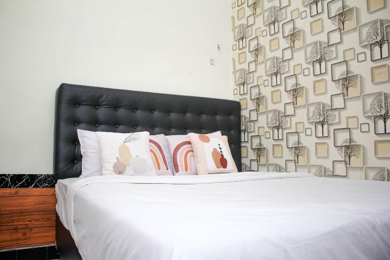 اتاق استاندارد, Capital O 2258 Santana Syariah Guest House
