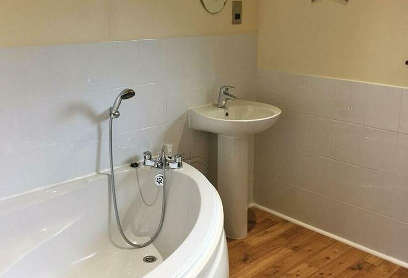 １ベッドルームハウス, Hollybrook Lodges