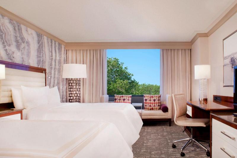 스탠다드 룸 킹사이즈 침대, Denver Airport Marriott At Gateway Park